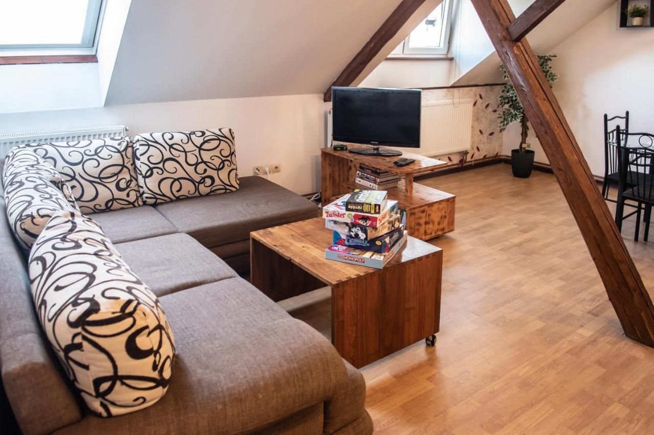 Podkrovni Apartman S Vyhledem Na Namesti Lomnice nad Lužnicí Екстериор снимка